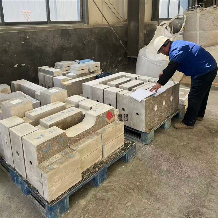 Sintered AZS Brick | Advanced Zirconia Alumina Silica Refractory For Glass Furnace high quality